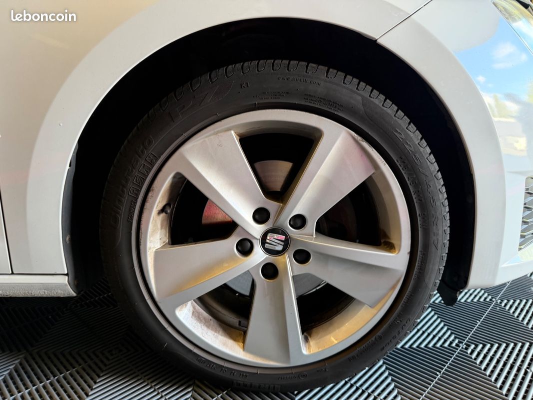 SEAT LEON 1.4 TSI 122 FR /Radar de recul/Jantes 17/Regulateur/ (image 32)