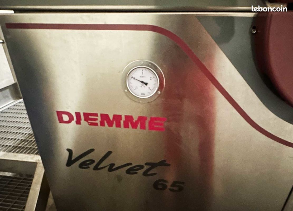 Diemme Pressoir pneumatique cage fermée - VELVET (image 4)