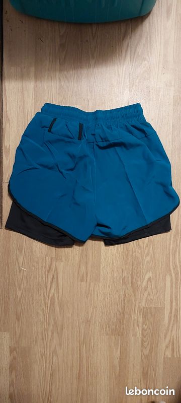 Short sport doublé (image 2)