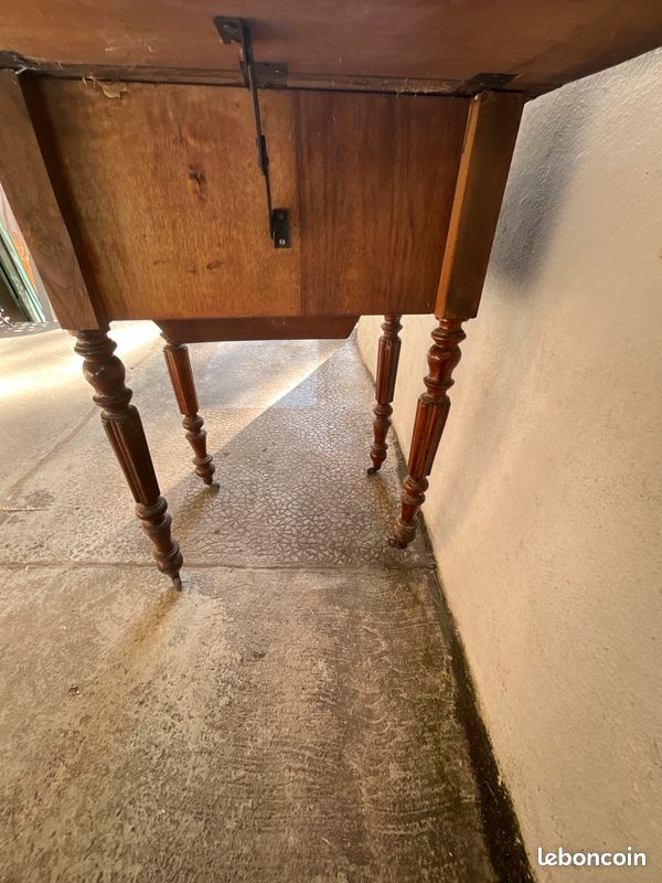 Table ancienne (image 3)