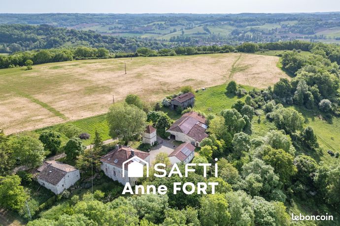 Propriété 9 pièces 240 m²