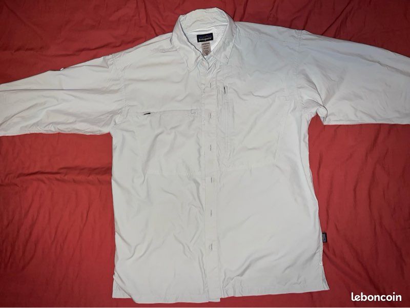 Chemise à manches longues poche poitrine