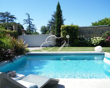 Maison 1 350 000 € - 360 m²