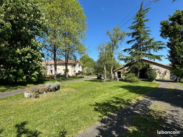 Maison 10 pièces 247 m²
