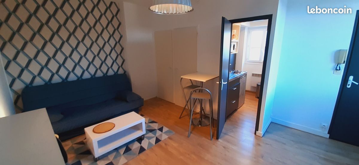 Appartement 1 pièce 22 m² · à Niort · 22 m² · 380 €