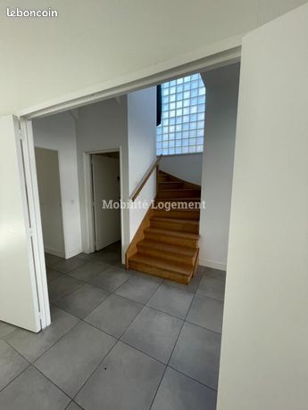 https://img.leboncoin.fr/api/v1/lbcpb1/images/gh/4e/bb/gh4ebb367aa439b254f5af506135f9f39467a7ac.jpg?rule=ad-image
