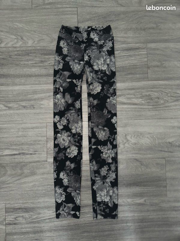 Legging push up à fleurs gris et noir Calzedonia T38 M (image 1)