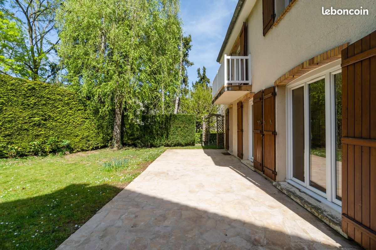 Maison 8 pièces 203 m² · à Chambourcy · 203 m² · 725 000 €