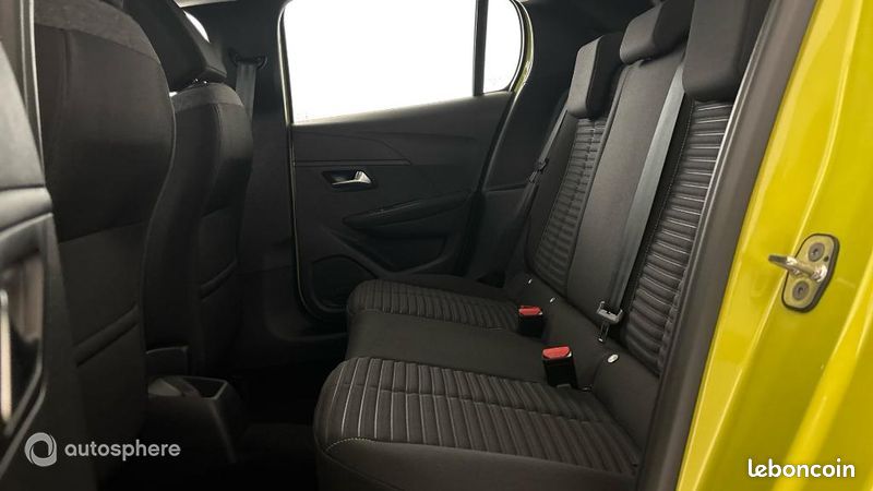 Peugeot 208 1.2 Hybrid 100ch Active e-DCS6 (image 13)