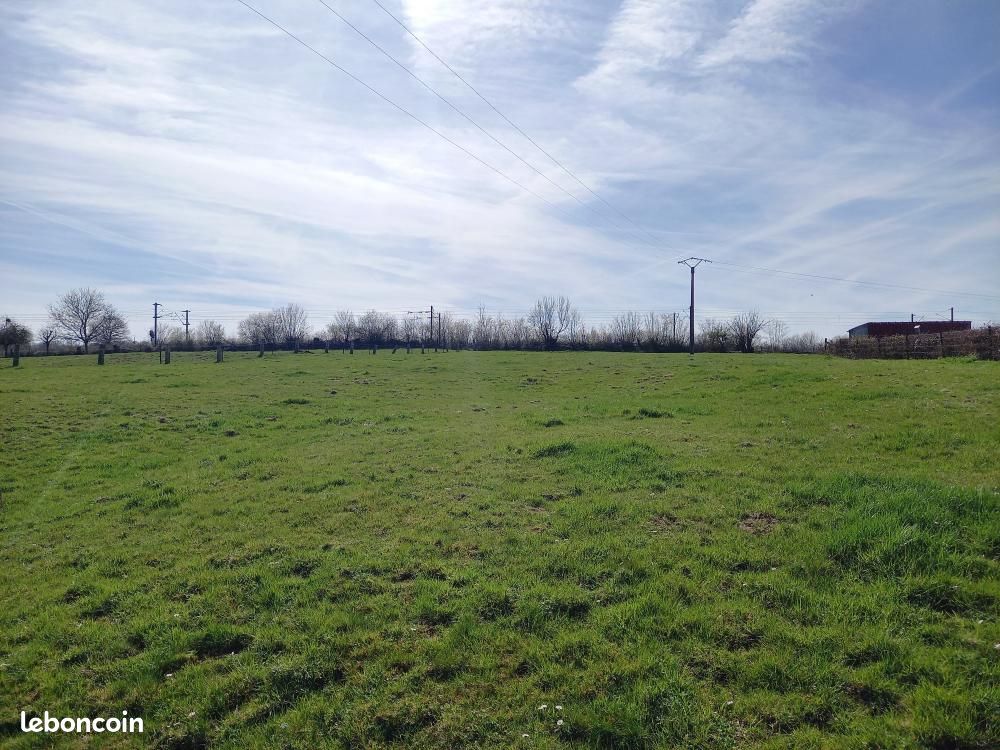 Terrain à bâtir · à Hannappes · 19 000 €