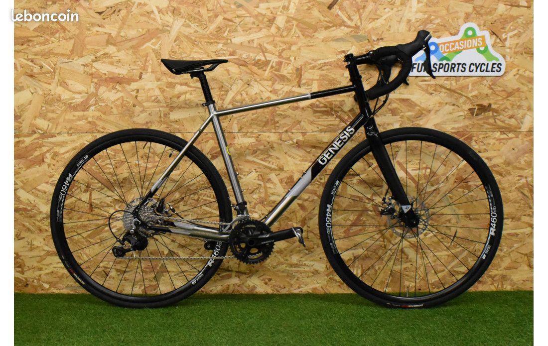 Velo Route Occasion Genesis Equilibrium 931 Taille M Vélos
