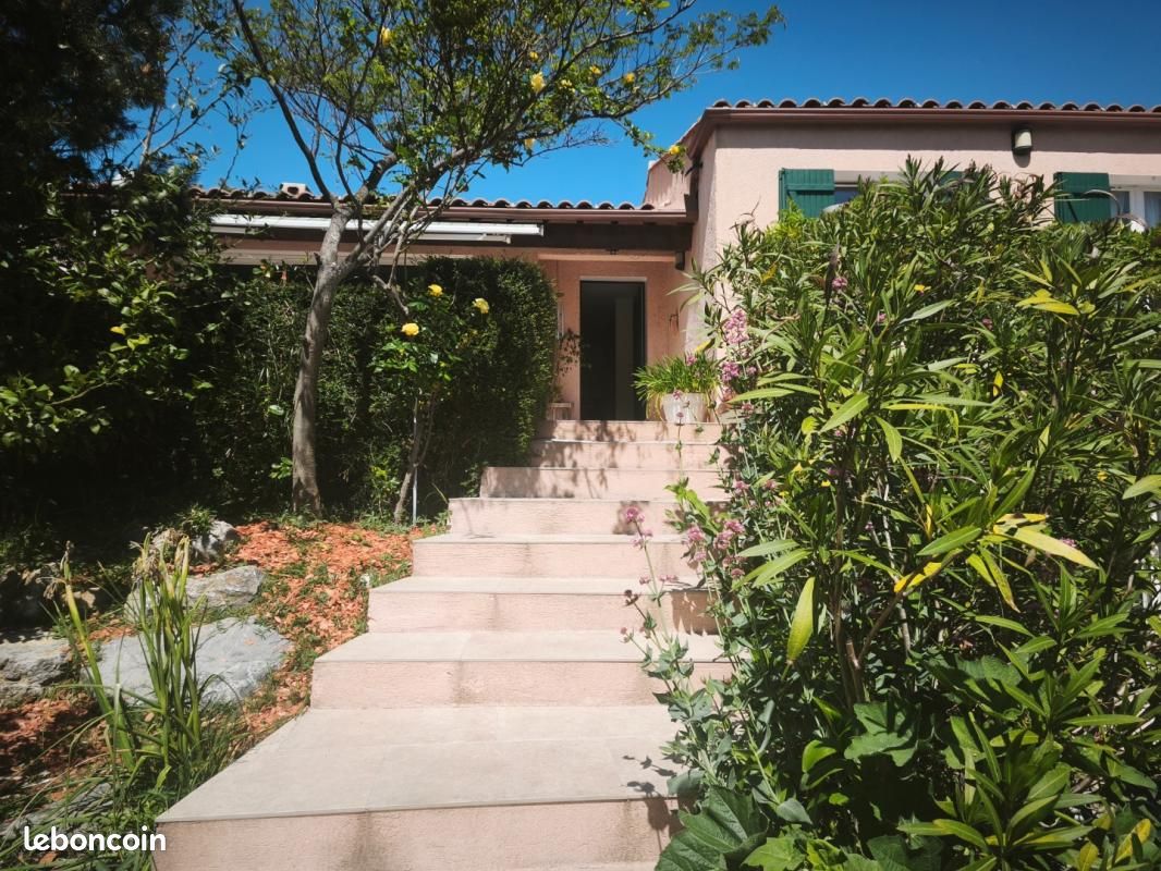Propriété 9 pièces 205 m² (image 2)