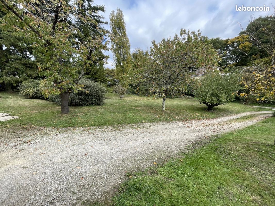 Maison 6 pièces 166 m² · à Luynes · 166 m² · 110 475 €