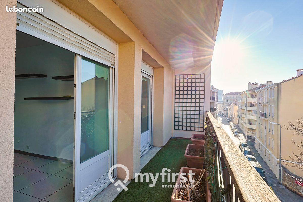 Appartement 2 pièces 44 m² · à Toulon · 44 m² · 750 €/mois