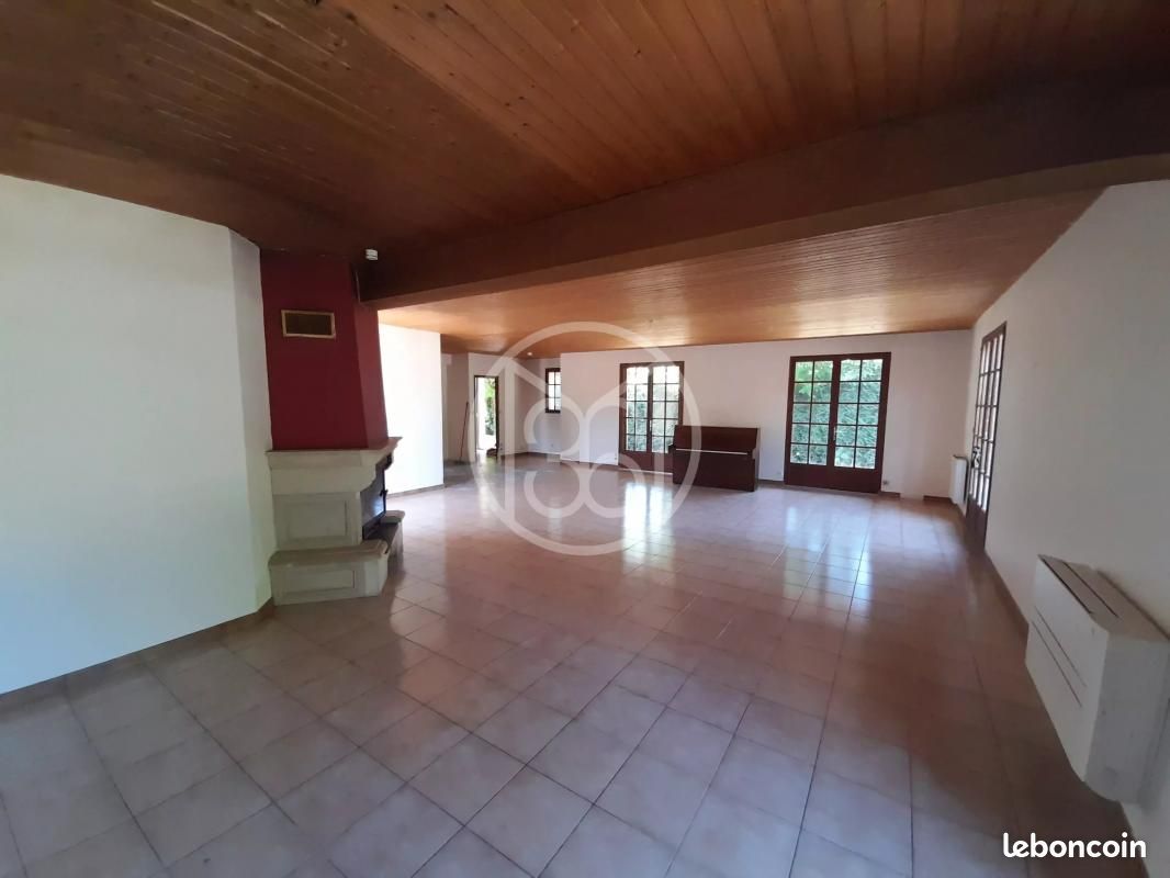 Maison de village 7 pièces 145 m² - Champniers 86400 (image principale 3)