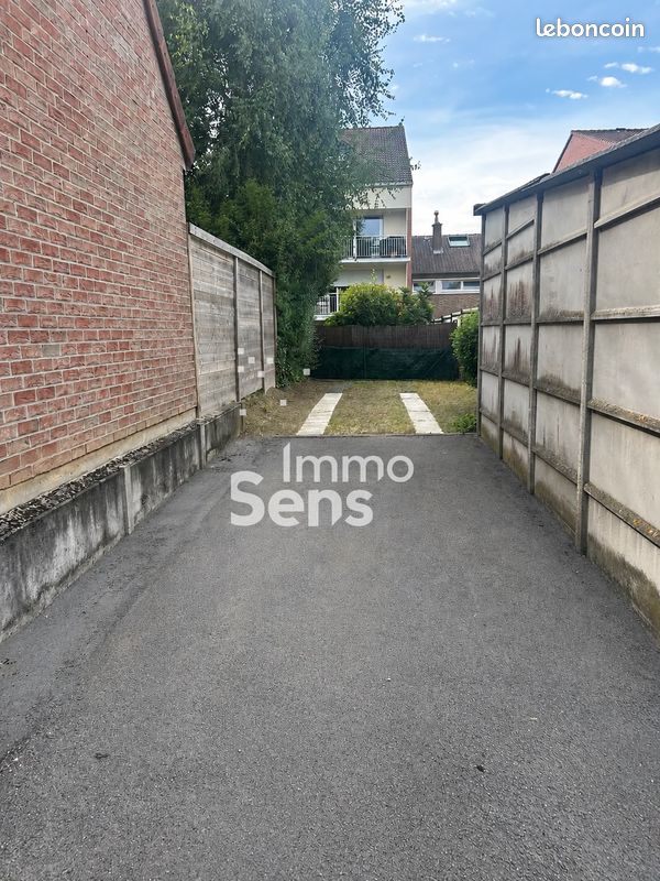Parking/box Marcq-en-Baroeul · 19 900 €