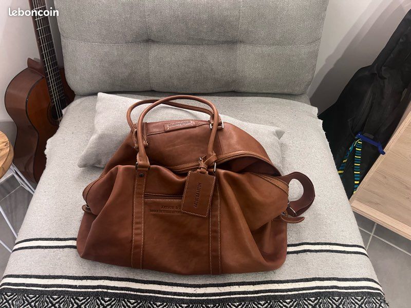 Sac en cuir Arthur et Aston (image 1)