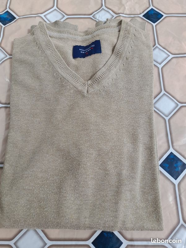 Lot 2 pulls et un polo (image 2)