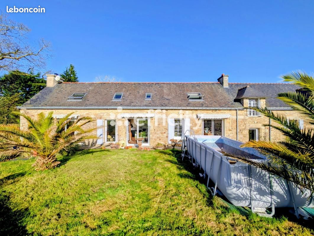 Maison 8 pièces 216 m² · à Cléguer · 216 m² · 349 990 €