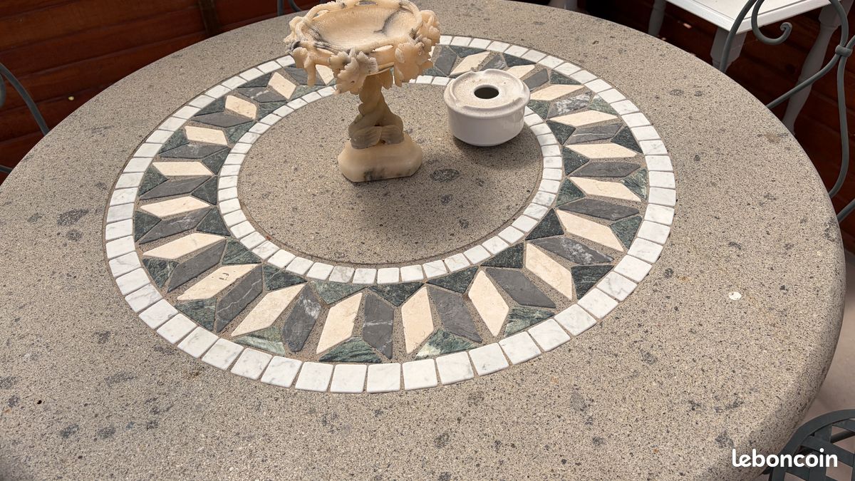 Table de jardin (image 3)