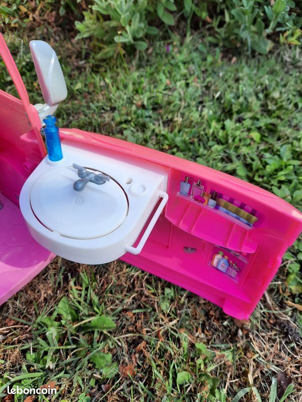 Camping-car Barbie (image 8)
