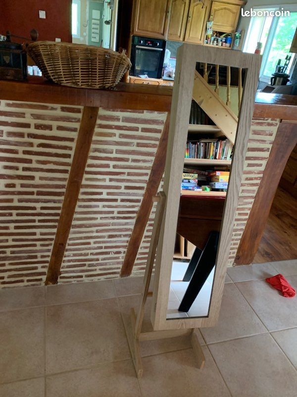 Miroir avec rangement (image 2)