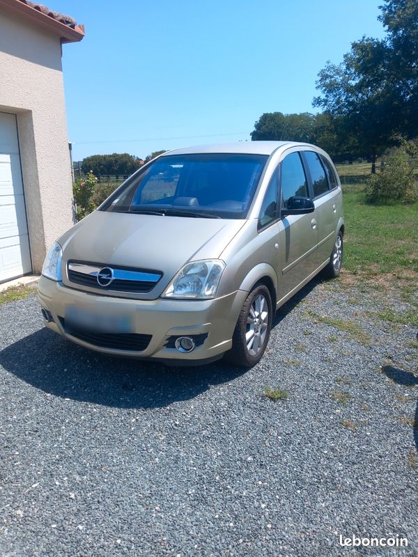 Voiture d’occasion (image 3)