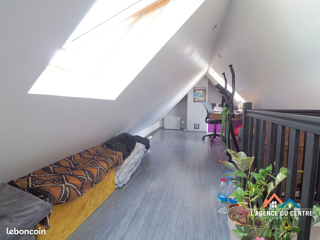 Maison a louer - 5 pièce(s) - 76 m2 - Surfyn