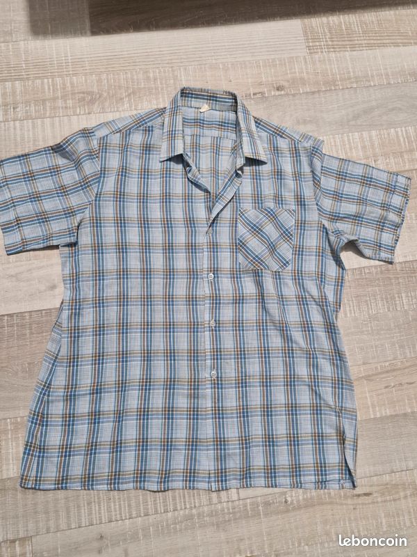 Manfinity RSRT Chemise d'homme à manches courtes texturée, boutonnée