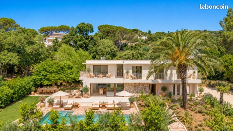Maison 8 pièces 265 m² · à La Croix-Valmer · 265 m² · 3 800 000 €