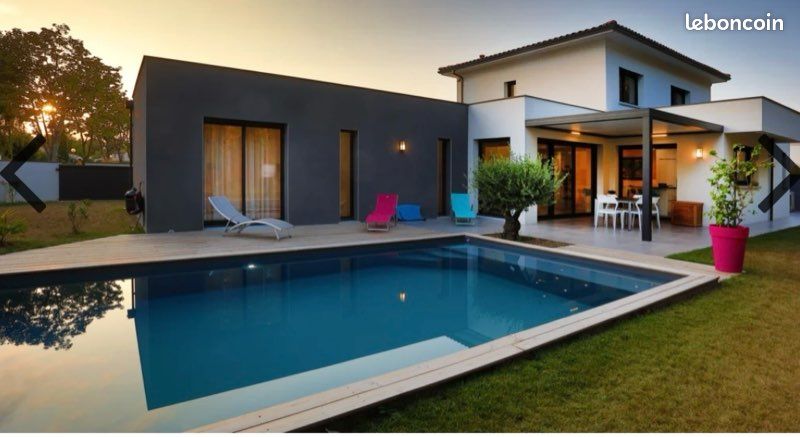 Maison 4 pièces 100 m² · à Saint-Denis · 100 m² · 2 500 €