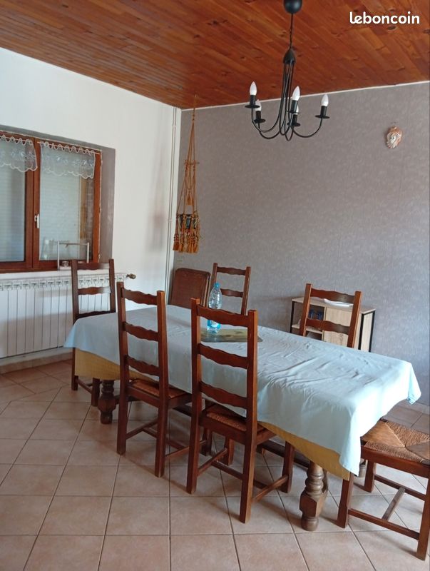 Maison 6 pièces 147 m² · à Fontaine-lès-Croisilles · 147 m² · 220 000 €