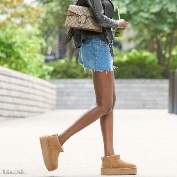UGG Women's Classic Ultra Mini Platform (image 5)