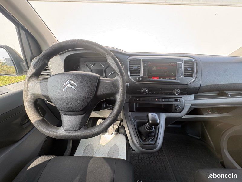 Citroën jumpy / l2h1 / 5 places / utilitaires / entretien full citroën (image 8)