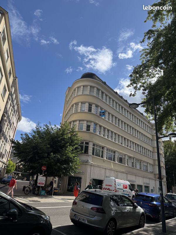 Appartement 5 pièces 135 m² · à Mulhouse · 135 m² · 170 000 €