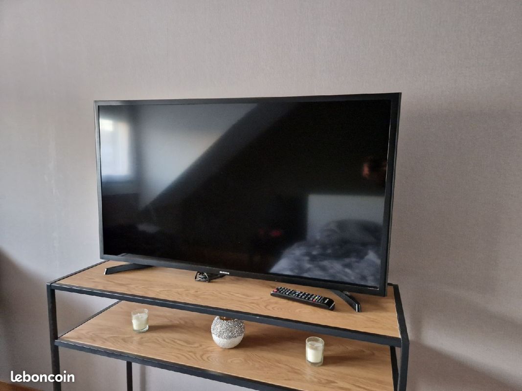 Achat ECRAN TV INCURVEE SAMSUNG QE55Q8C occasion - Marseille