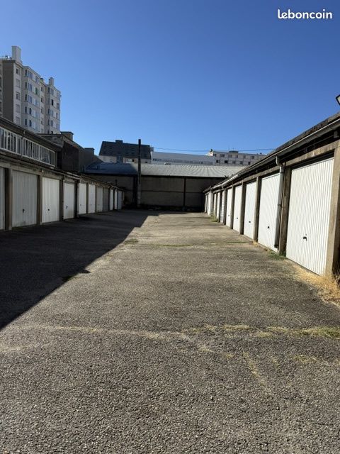 Parking 15 m² · à Saint-Étienne · 15 m² · 11 500 €