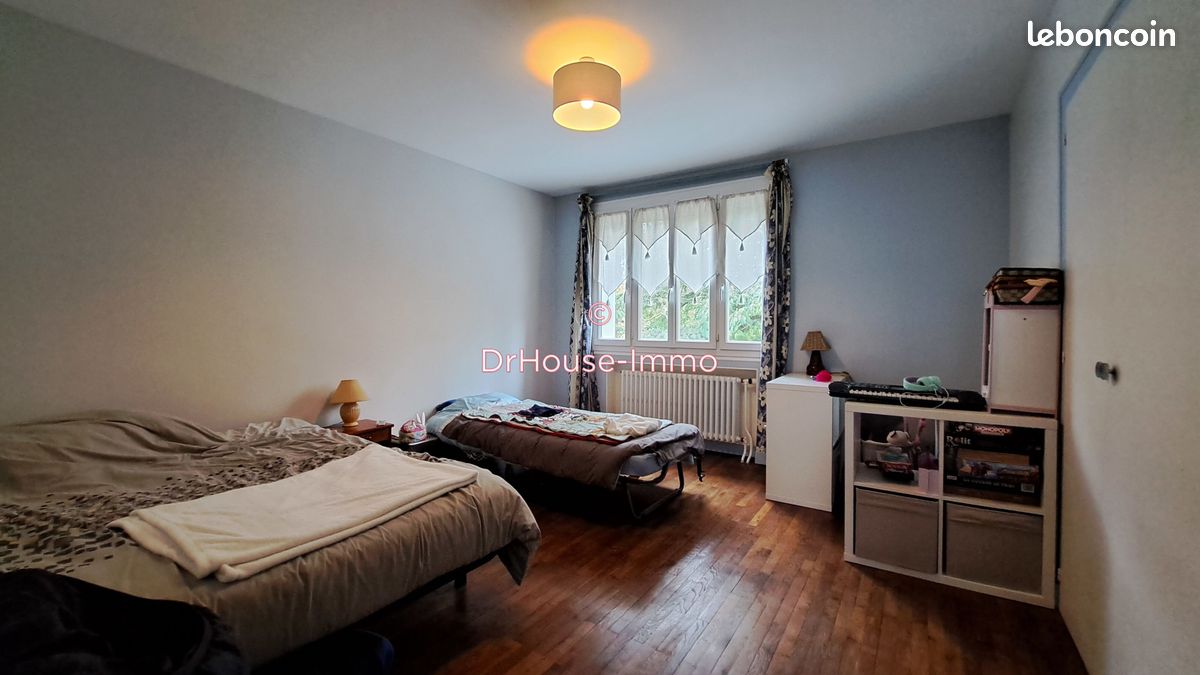 Maison 5 pièces 145 m² - Parthenay 79200 (image principale 8)