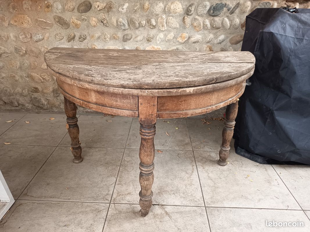 Petite table (image 2)