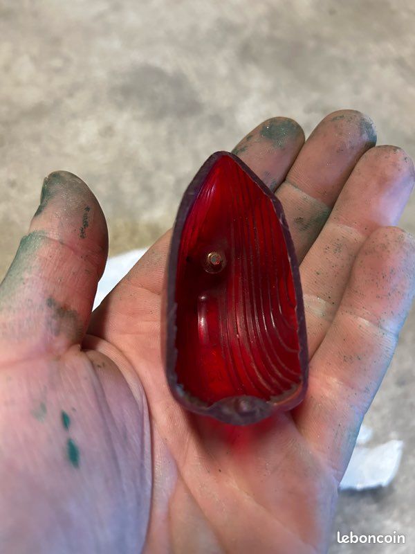 Cabochon feu arrière RMS pour scooter Piaggio 150 Vespa Pxe 1998