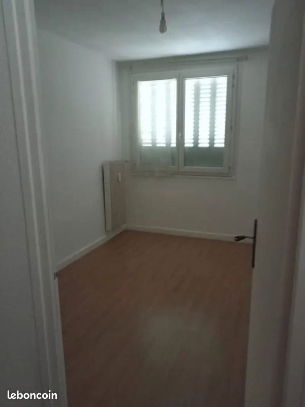 Appartement 3 pièces 53 m² · à Grenoble · 53 m² · 735 €/mois