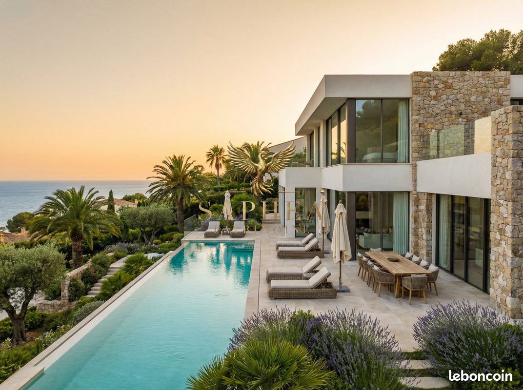 Maison 8 pièces 250 m² · à Bandol · 250 m² · 2 355 000 €