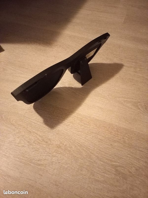 Petite cadre en forme de lunette (image 2)