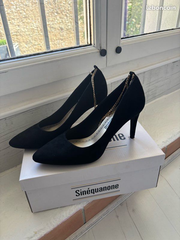 Talon noir taille 40 (image 1)