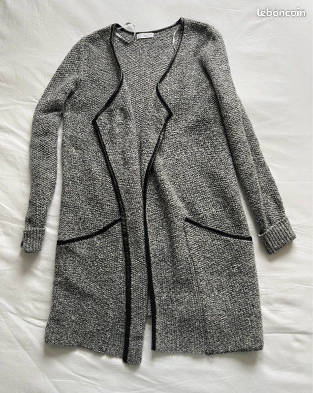 Long gilet chaud gris et noir taille M (image 1)