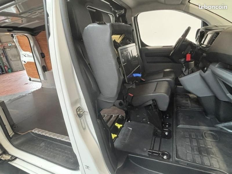Citroen Jumpy Fg M 1.5 BlueHDi 120 Driver GPS Camera Kit Bois (image 13)