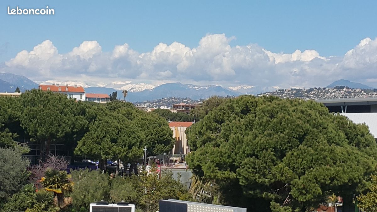 Appartement 1 pièce 25 m² · à Saint-Laurent-du-Var · 25 m² · 175 000 €