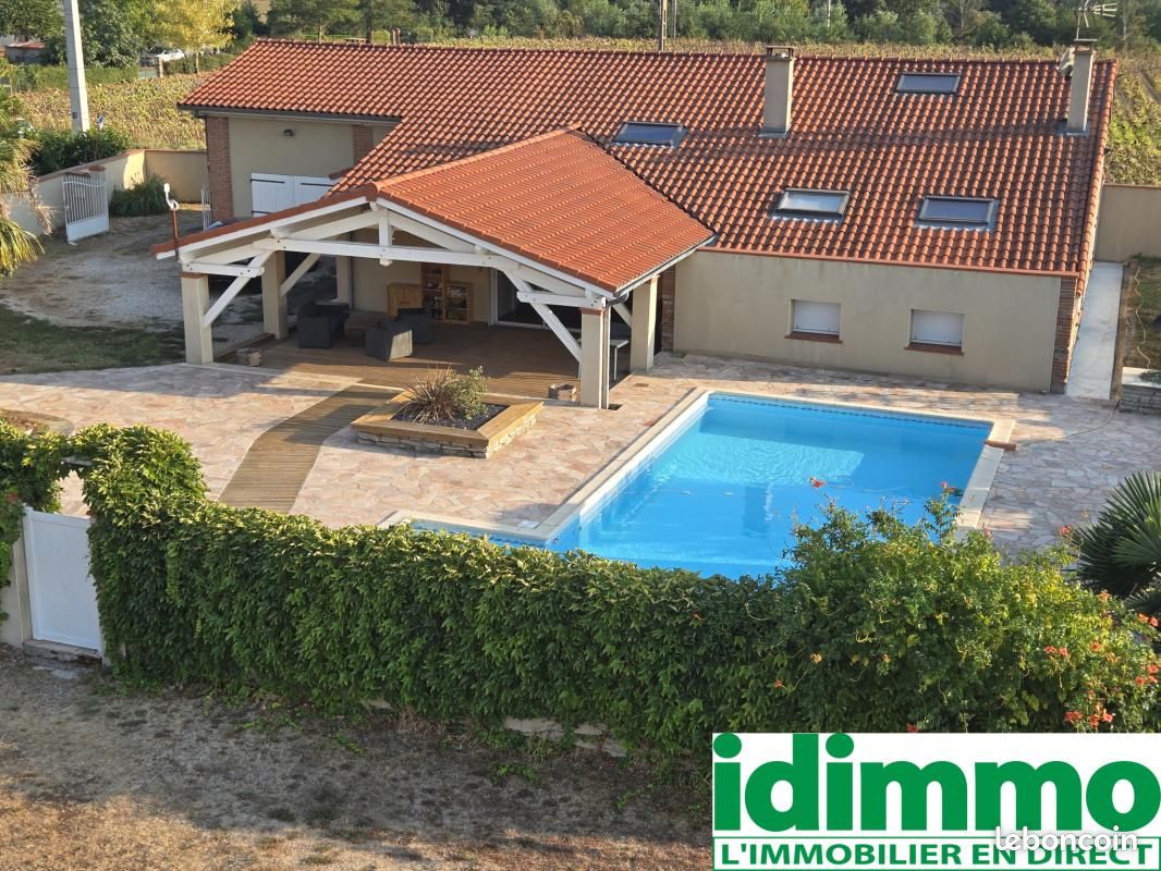 Maison 8 pièces 195 m² · à Cintegabelle · 195 m² · 420 000 €