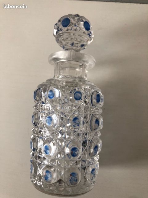 ANCIEN VERRE À eau guilloché - Meisenthal, Baccarat ou Saint Louis - Ht