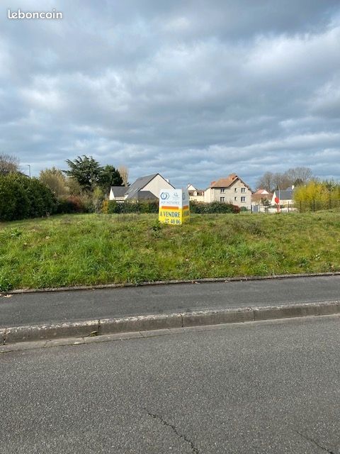 Terrain constructible · à Coulaines · 135 000 €